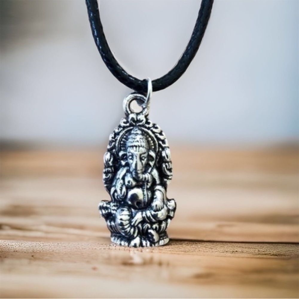 Ganesha Elephant God Pendent Necklace